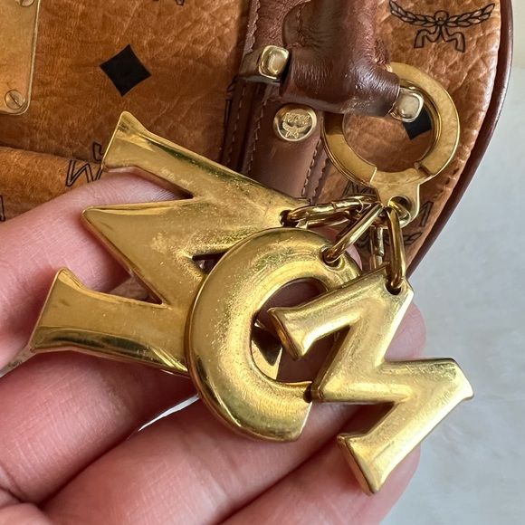 🚫SOLD🚫 Authentic MCM Boston Cognac Satchel - Picture 9 of 13
